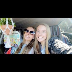 Meet your Posher, Madison